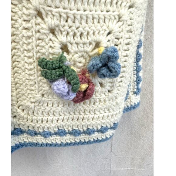 Vintage hand crochet knit cottagecore 3D flower accent throw blanket grannycore - Picture 3 of 16